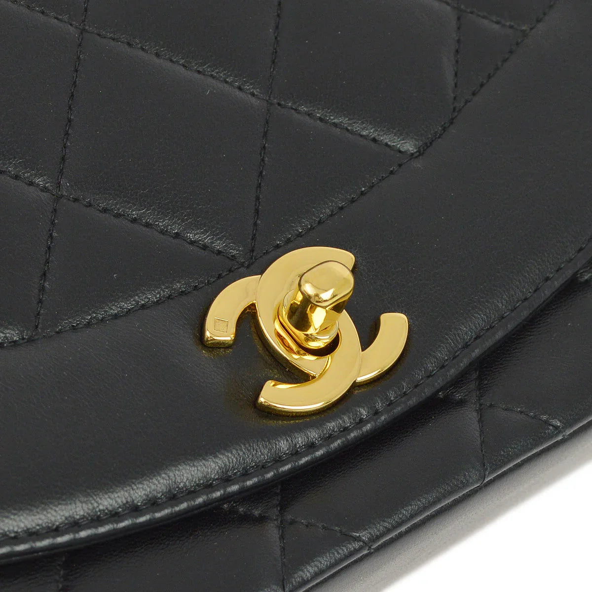 Chanel 1996-1997 Black Lambskin Small Diana Shoulder Bag