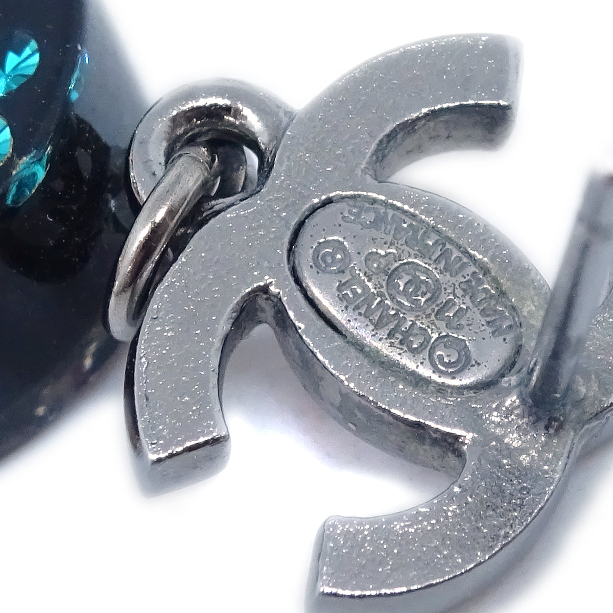 Chanel 2011 Dangle Earrings Rhinestones Black 11P