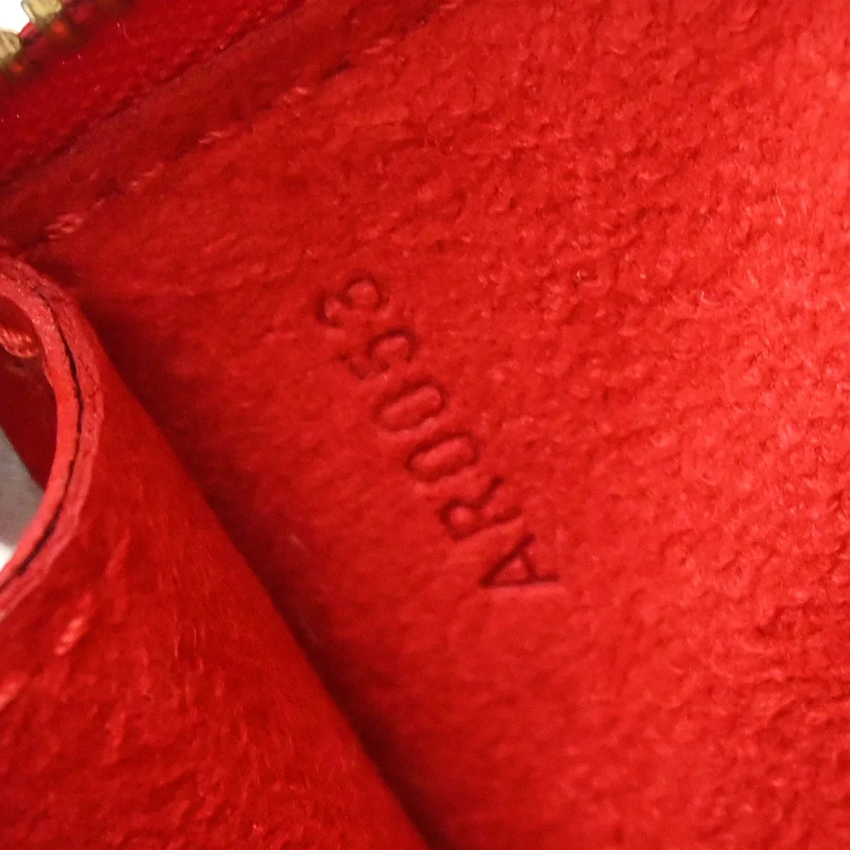 Louis Vuitton 2003 Red Epi Pochette Accessoires 24 Pouch Handbag M5298E