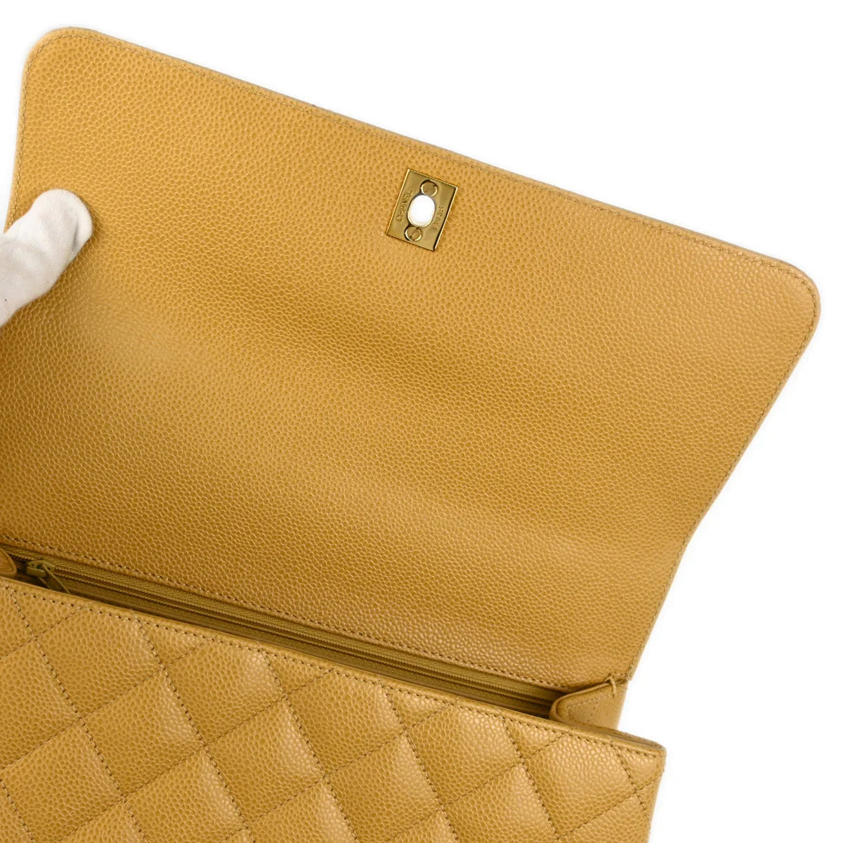 Chanel 1997-1999 Beige Caviar Kelly Handbag