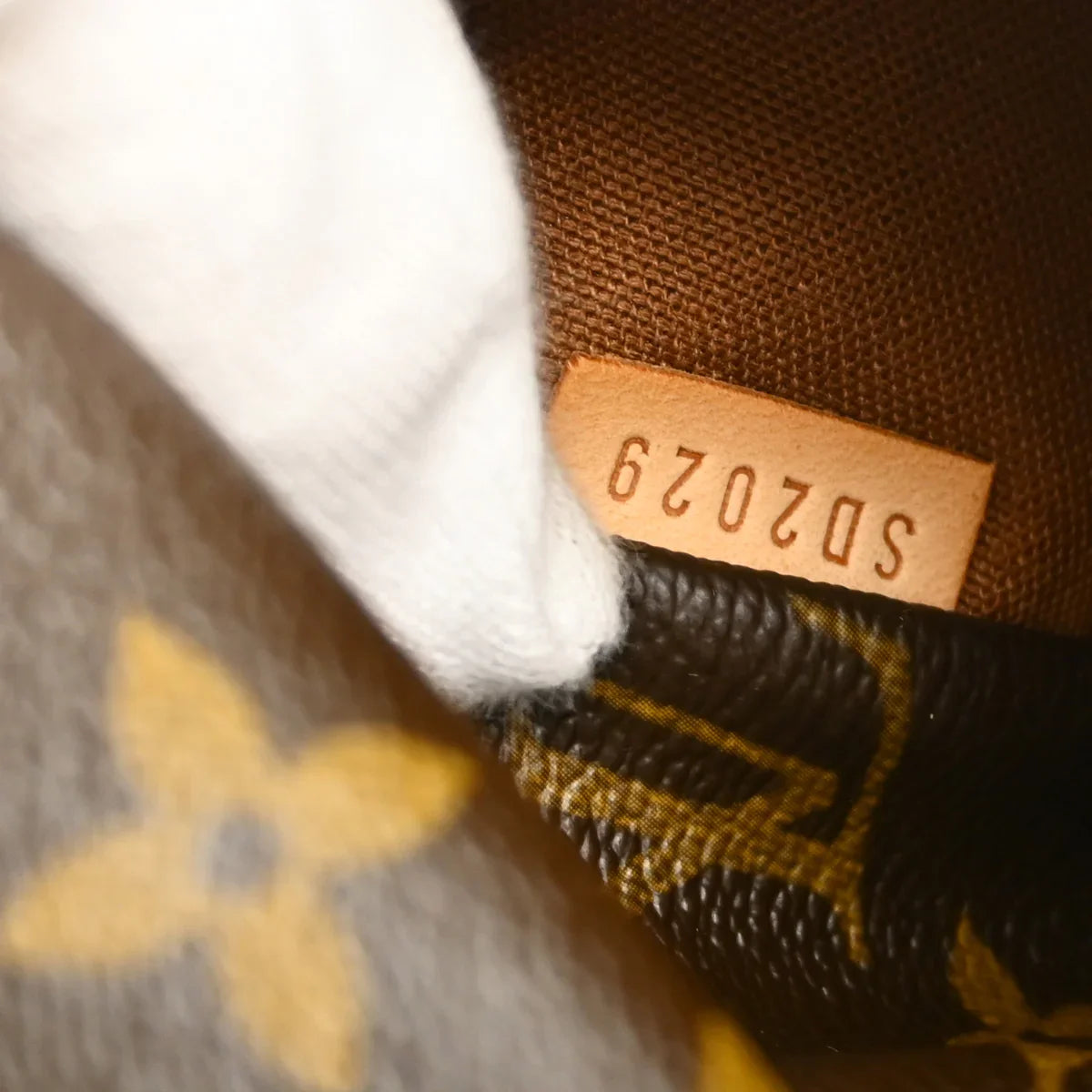 Louis Vuitton 2009 Monogram Totally PM Tote Handbag M56688