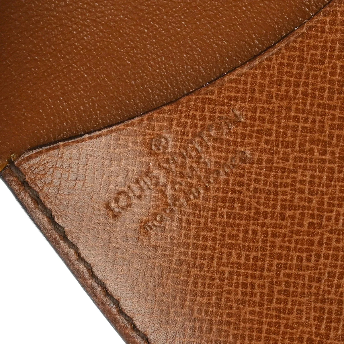 Louis Vuitton 1996 Porte Monnaie Gousset Coin Case Wallet M61970