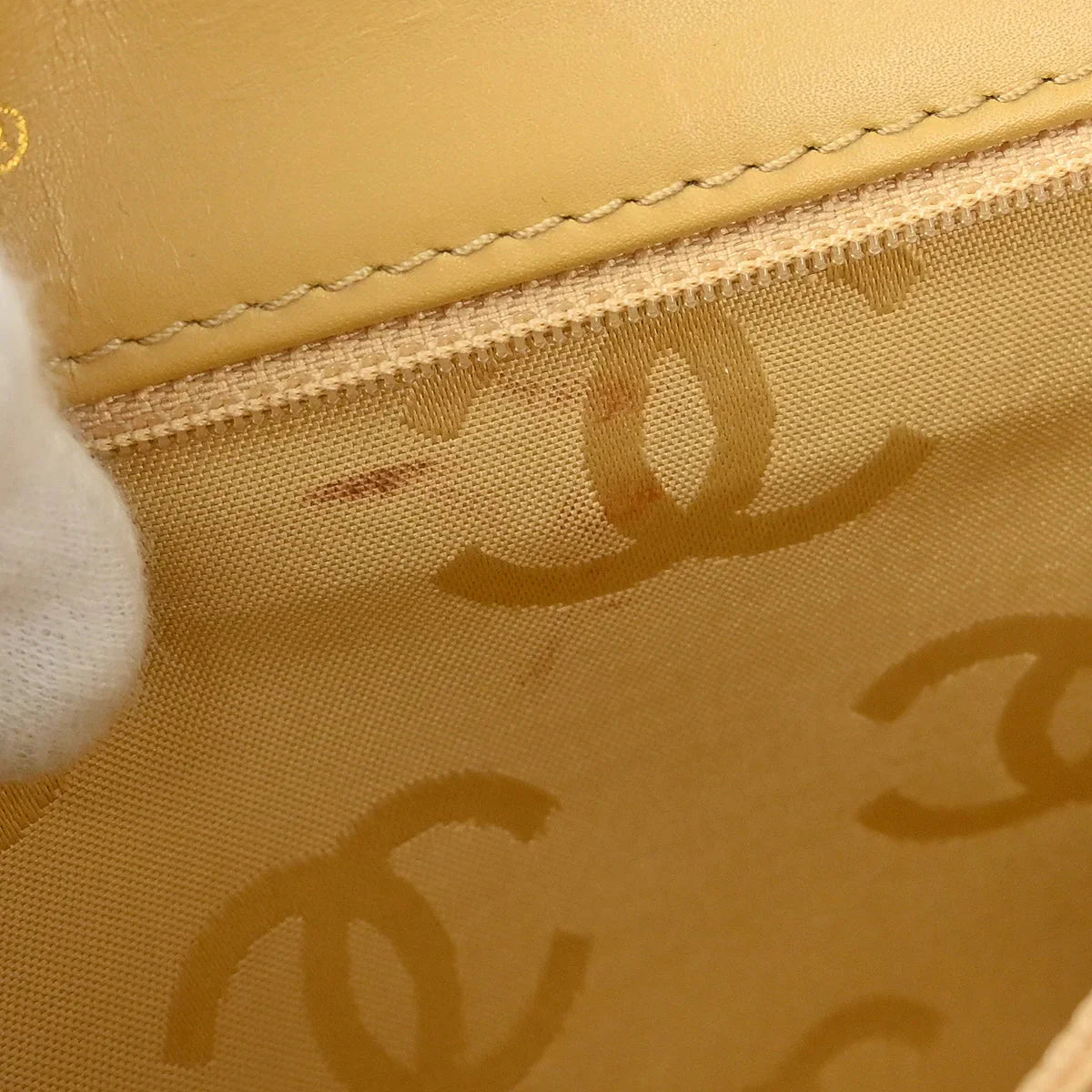 Chanel 2002-2003 Beige Calfskin Wild Stitch Straight Flap Shoulder Bag