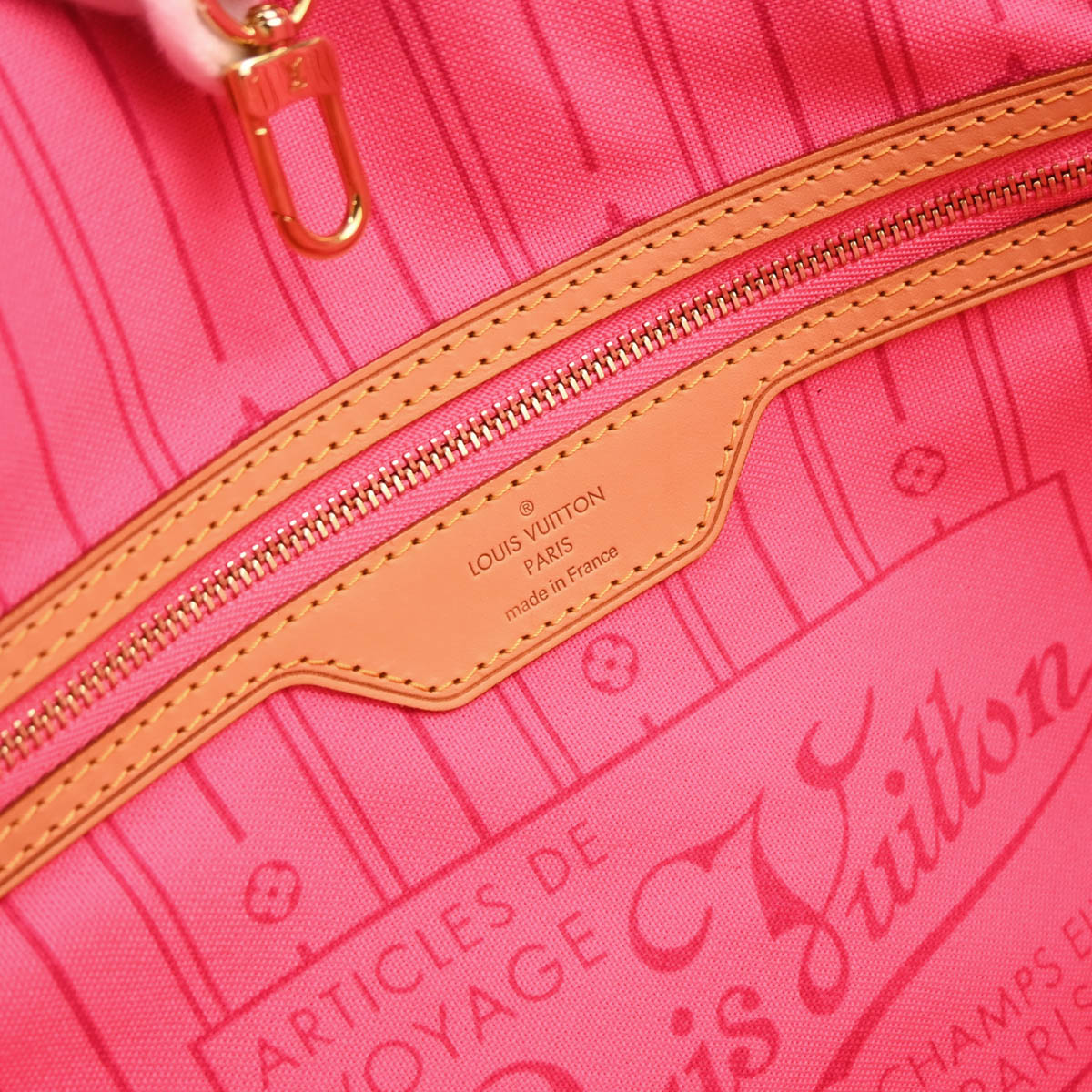 Louis Vuitton 2009 Monogram Rose Neverfull MM Shoulder Tote Bag M48613