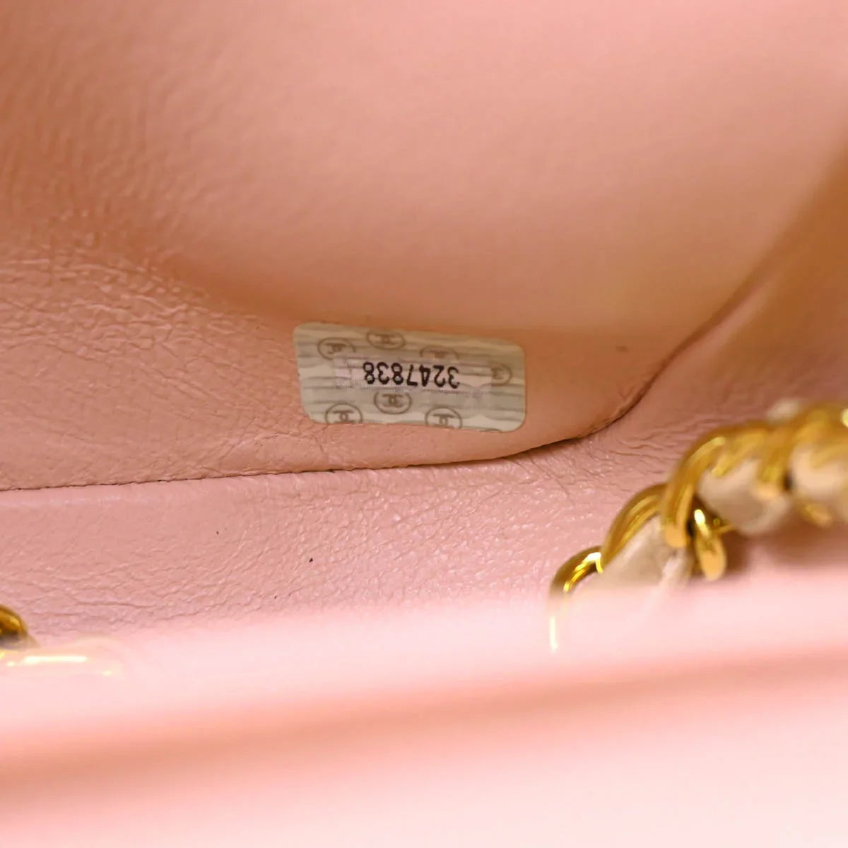 Chanel 1994-1996 Pink Caivar Medium Diana Shoulder Bag