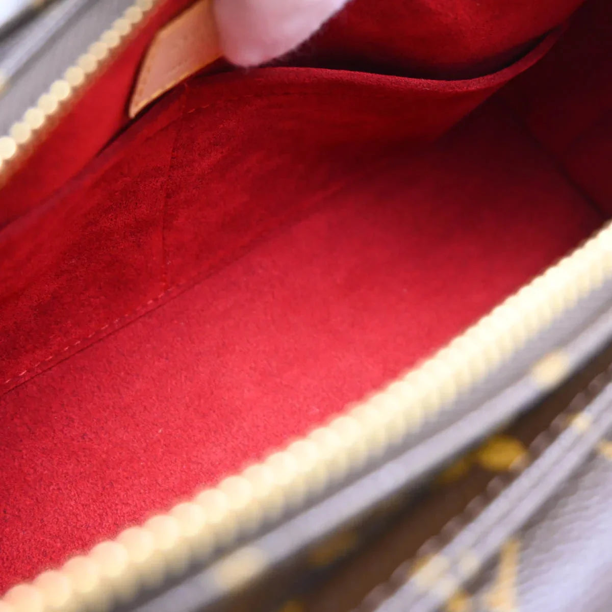 Louis Vuitton 2006 Monogram Viva Cite MM Handbag M51164