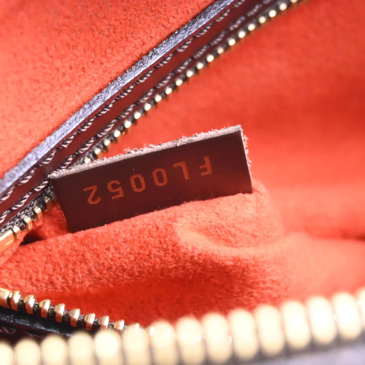 Louis Vuitton 2002 Damier Looping MM Handbag SP Order N51157