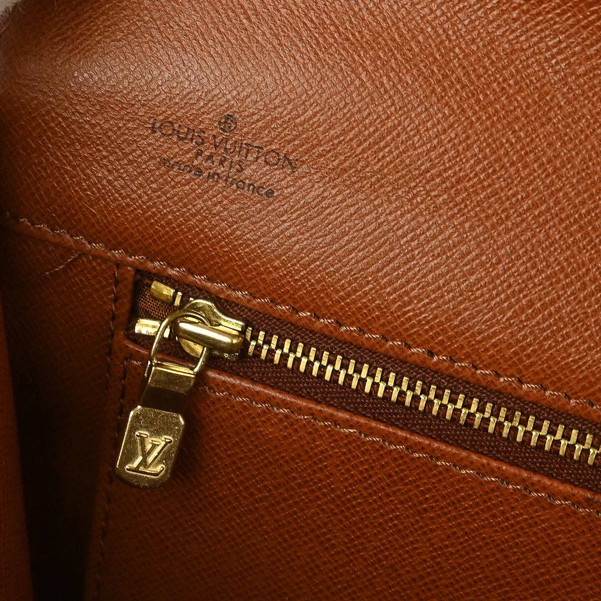 Louis Vuitton 1990 Monogram Pochette Dame PM Clutch M51812