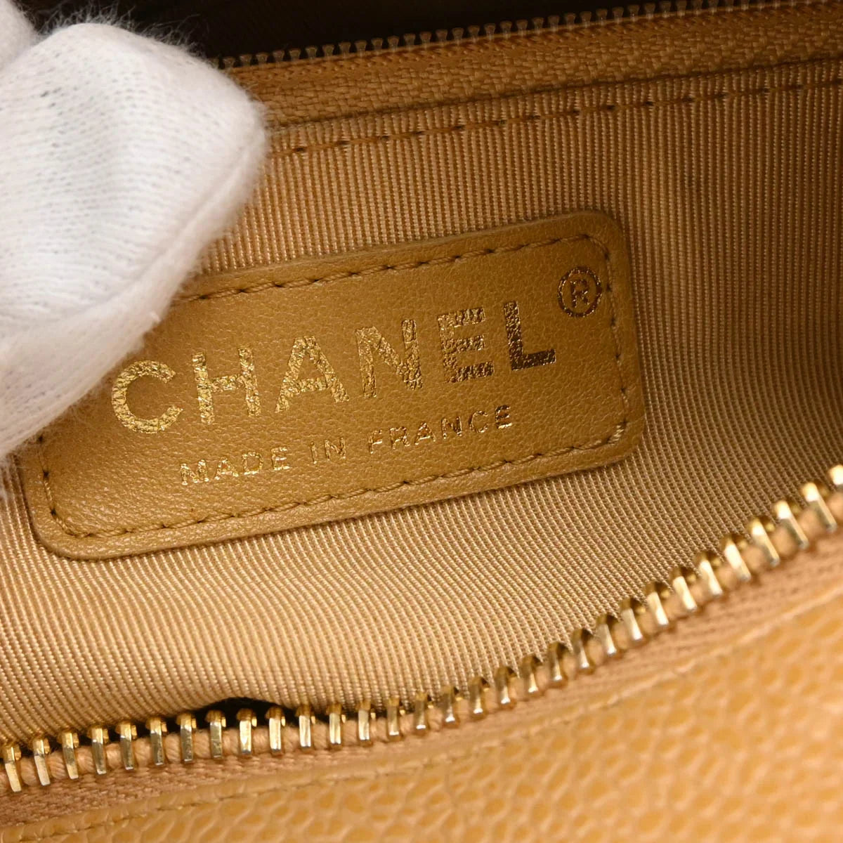 Chanel 2004-2005 Beige Caviar Handbag