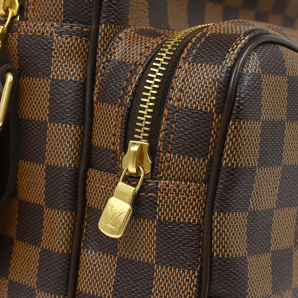 Louis Vuitton 2005 Damier Nile Shoulder Bag N48062