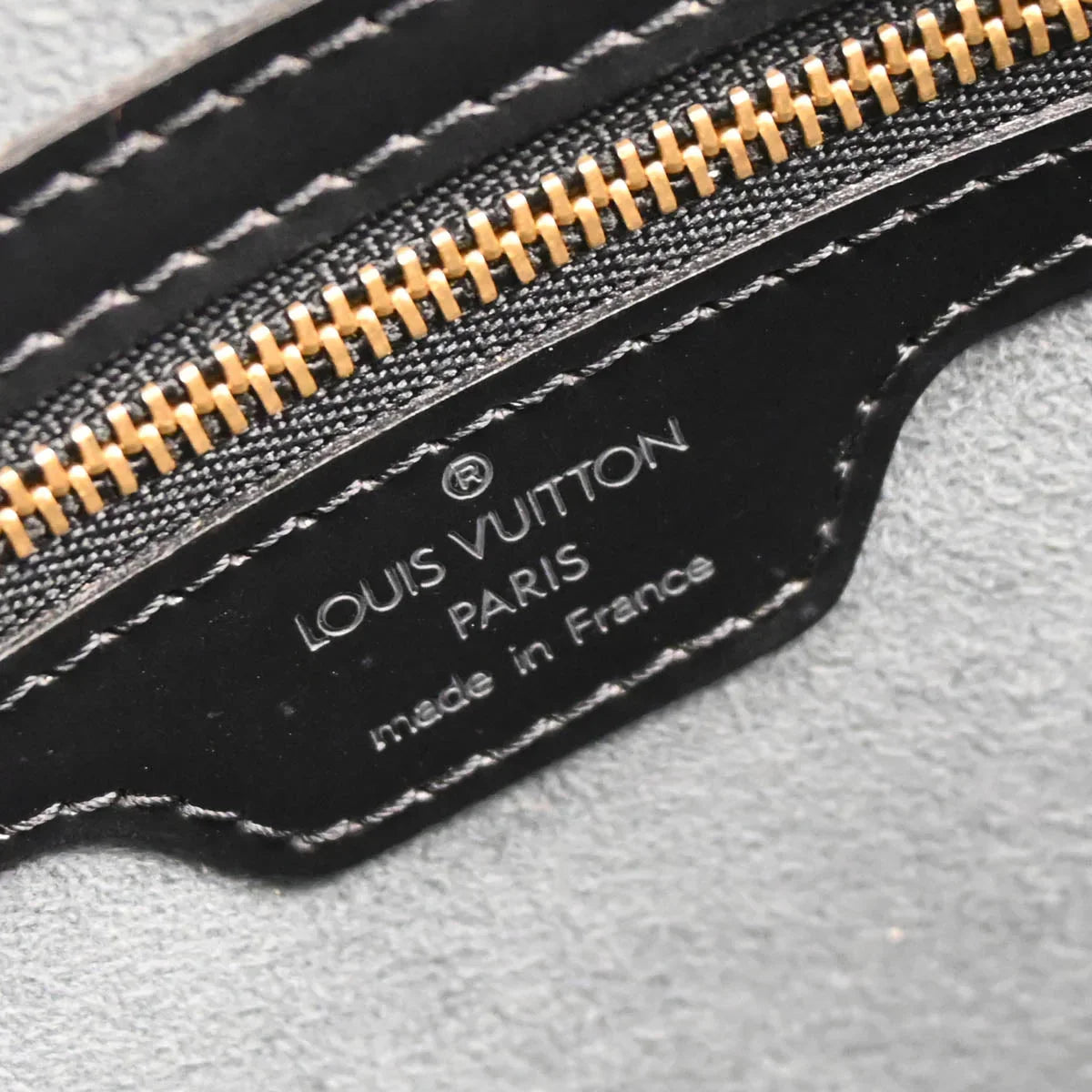 Louis Vuitton 2002 Black Epi Lussac Shoulder Bag M52282