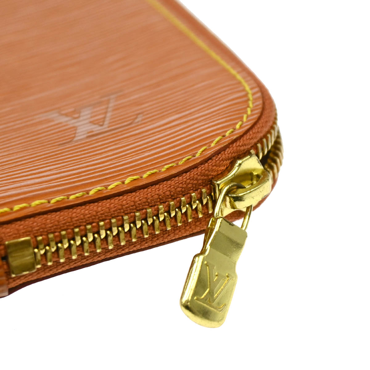Louis Vuitton 1999 Brown Epi Poche Documents 38 Business Bag M54498