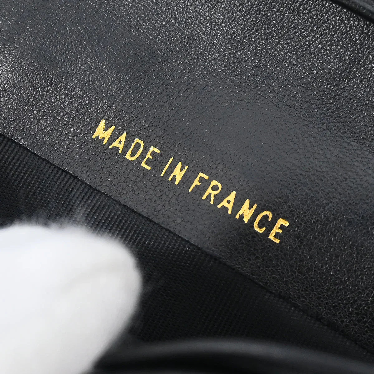 Chanel 1996-1997 Black Caviar Long Bifold Wallet
