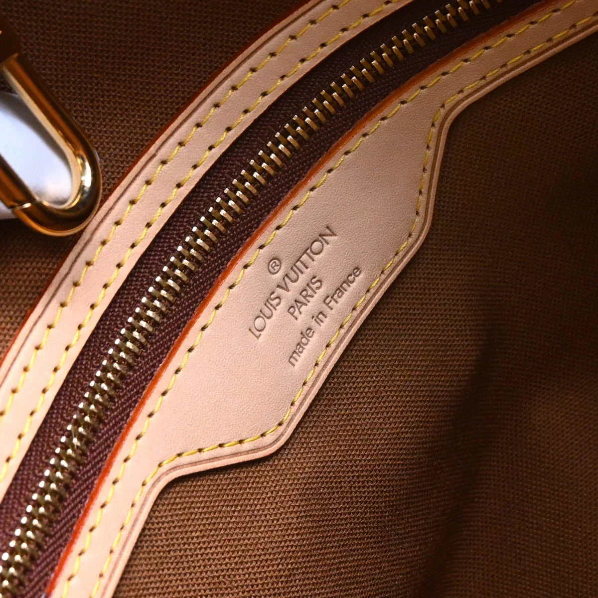 Louis Vuitton 2005 Monogram Batignolles Horizontal Tote Handbag M51154