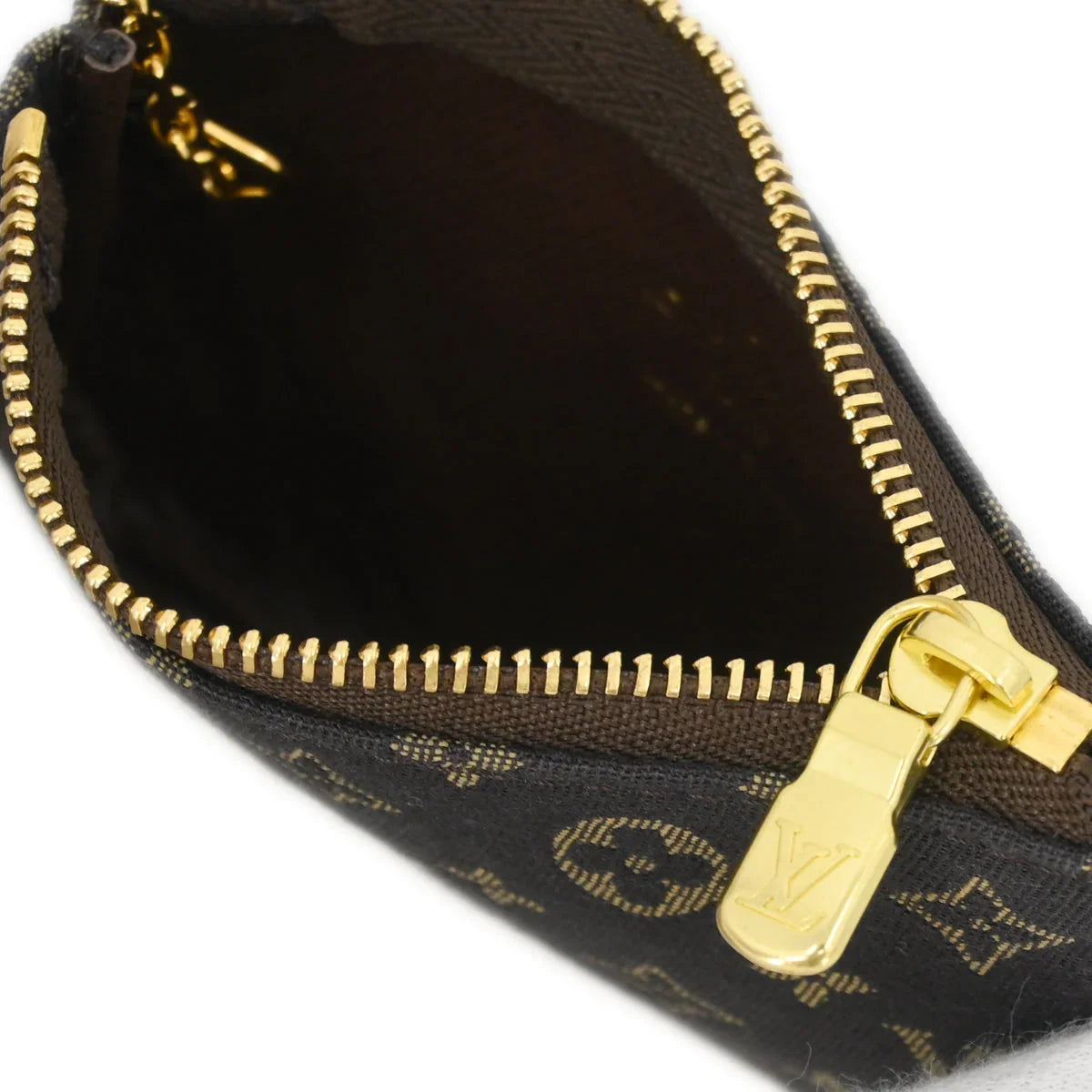 Louis Vuitton 2009 Monogram Mini Lin Pochette Cles Coin Case M95230