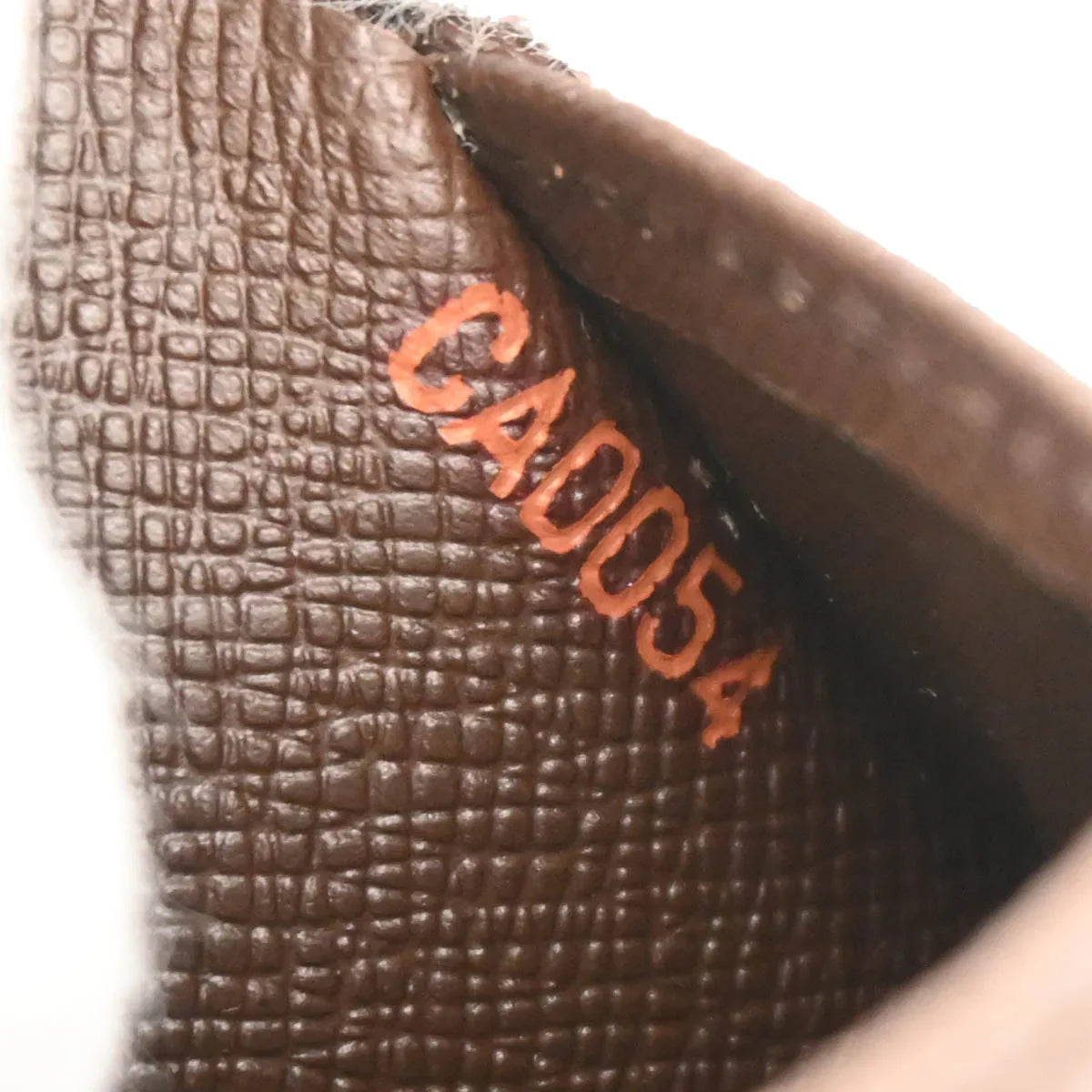 Louis Vuitton 2004 Damier Porte Billet Cartes Credit Monnaie N61665
