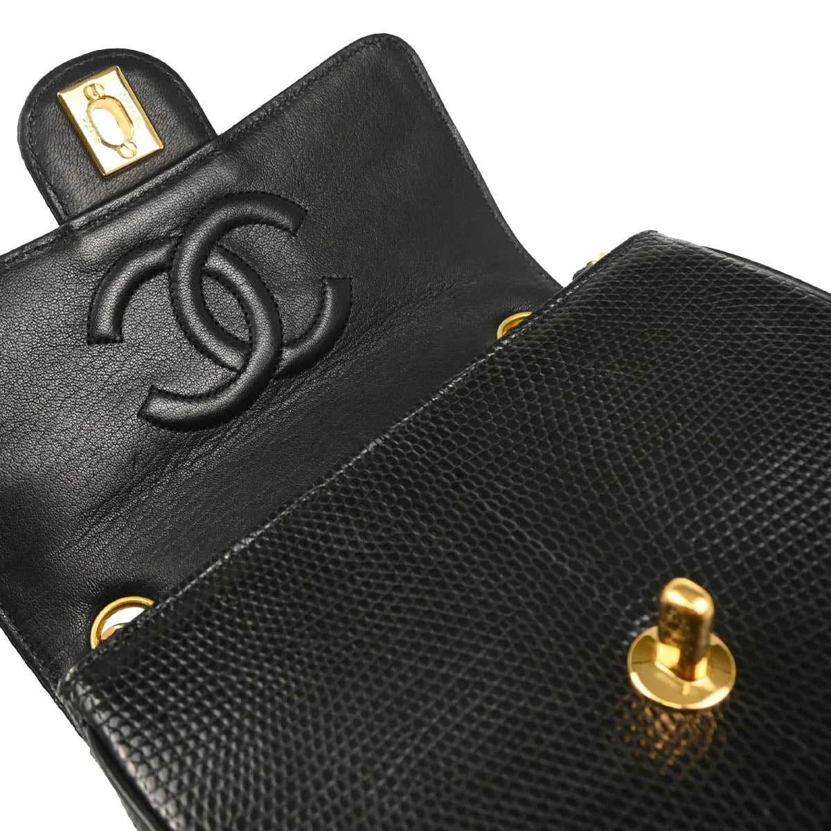 Chanel * 1989-1991 Black Lizard Shoulder Bag