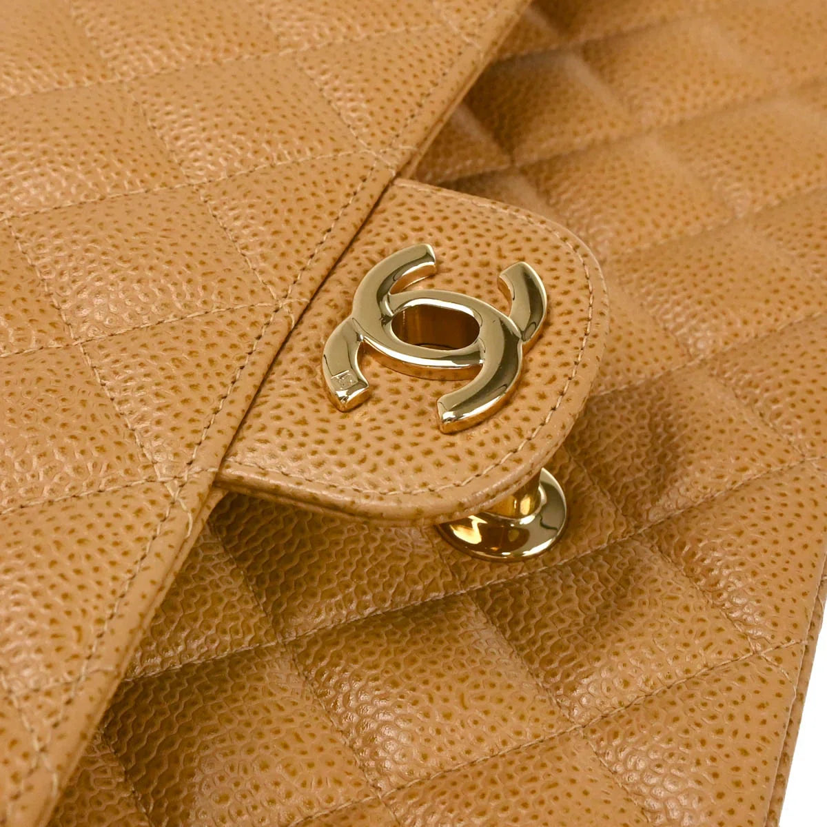 Chanel 2001-2003 Beige Caviar Medium Classic Double Flap Shoulder Bag