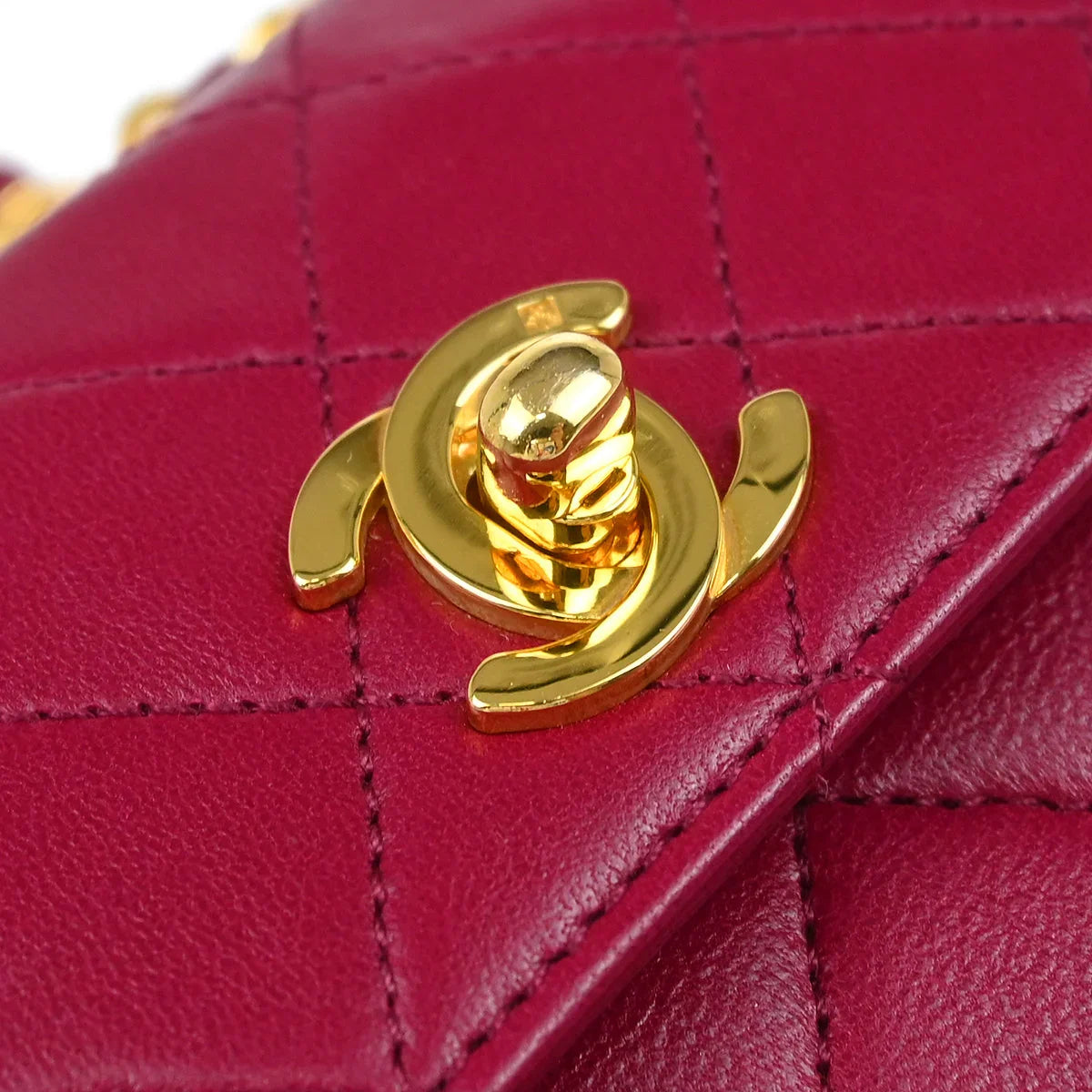 Chanel 1989-1991 Purple Lambskin Single Flap Shoulder Bag