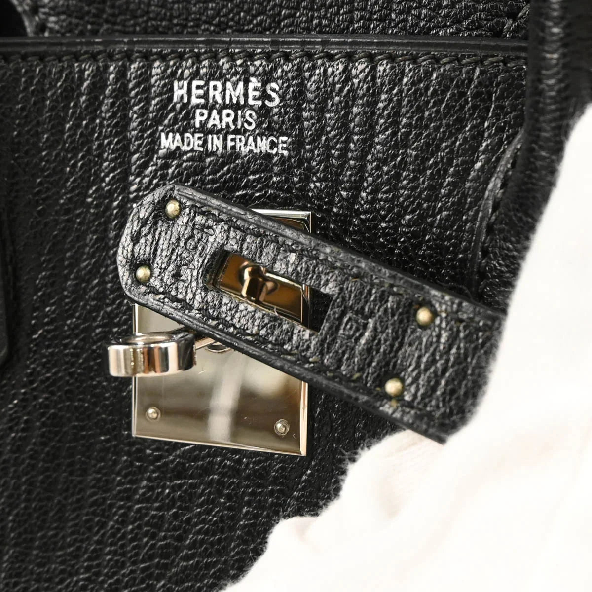 Hermes 2003 Black Chevre Haut a Courroies 32 Handbag