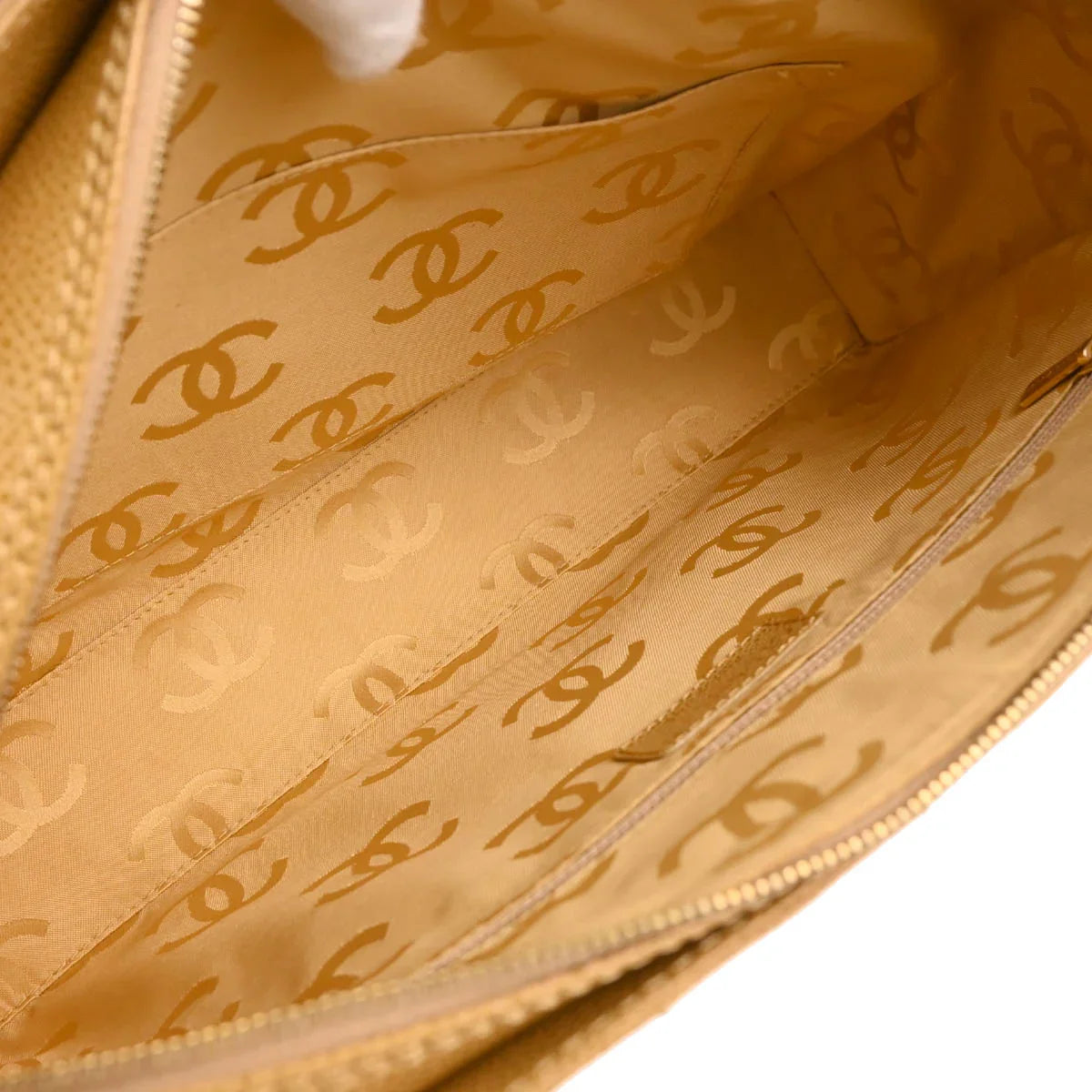 Chanel 2001-2003 Beige Caviar Wild Stitch Choco Bar Shoulder Bag