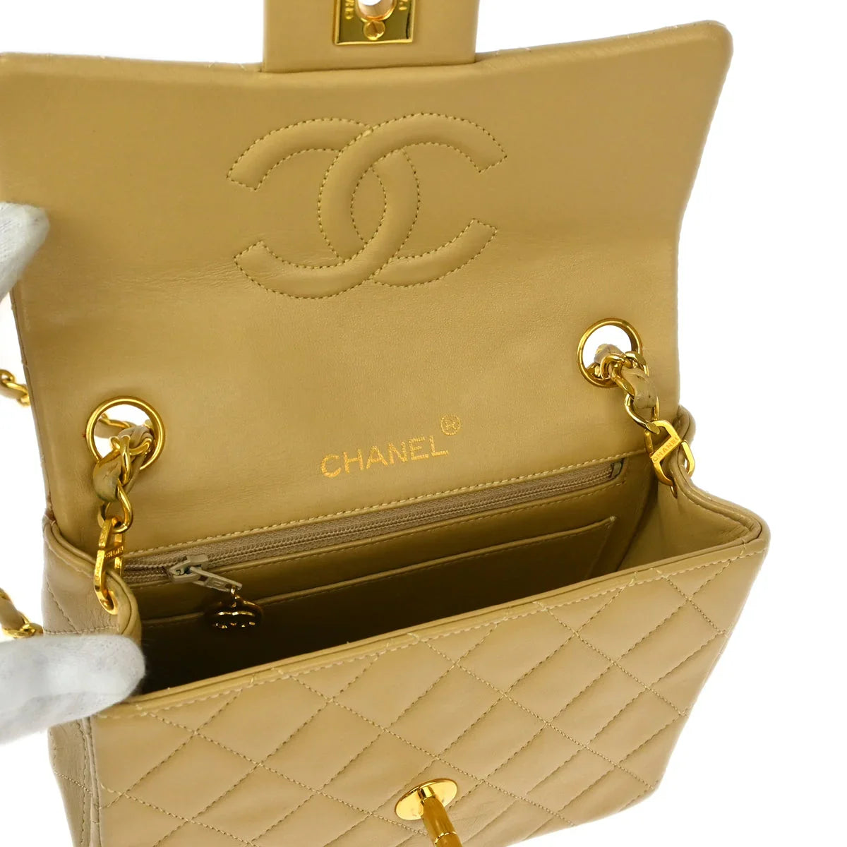 Chanel 1989-1991 Beige Lambskin Mini Classic Square Flap Shoulder Bag 17