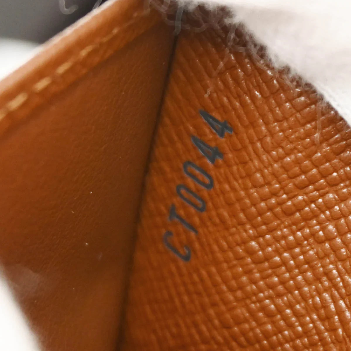 Louis Vuitton 2004 Monogram Compact Zip Wallet M61667