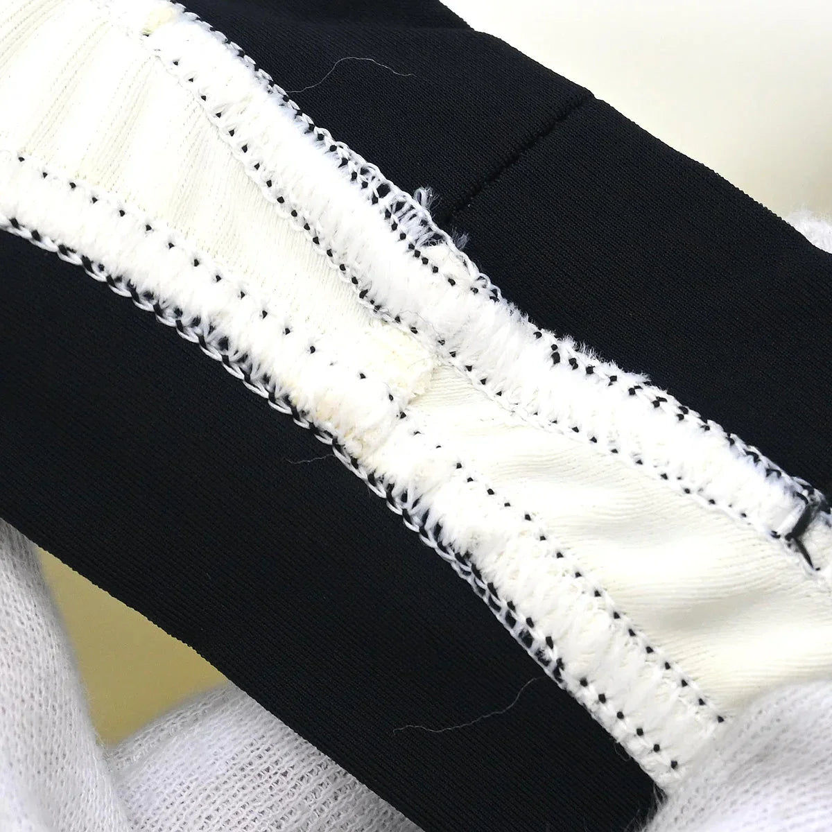 Chanel 1996 Sleeveless Top White #42