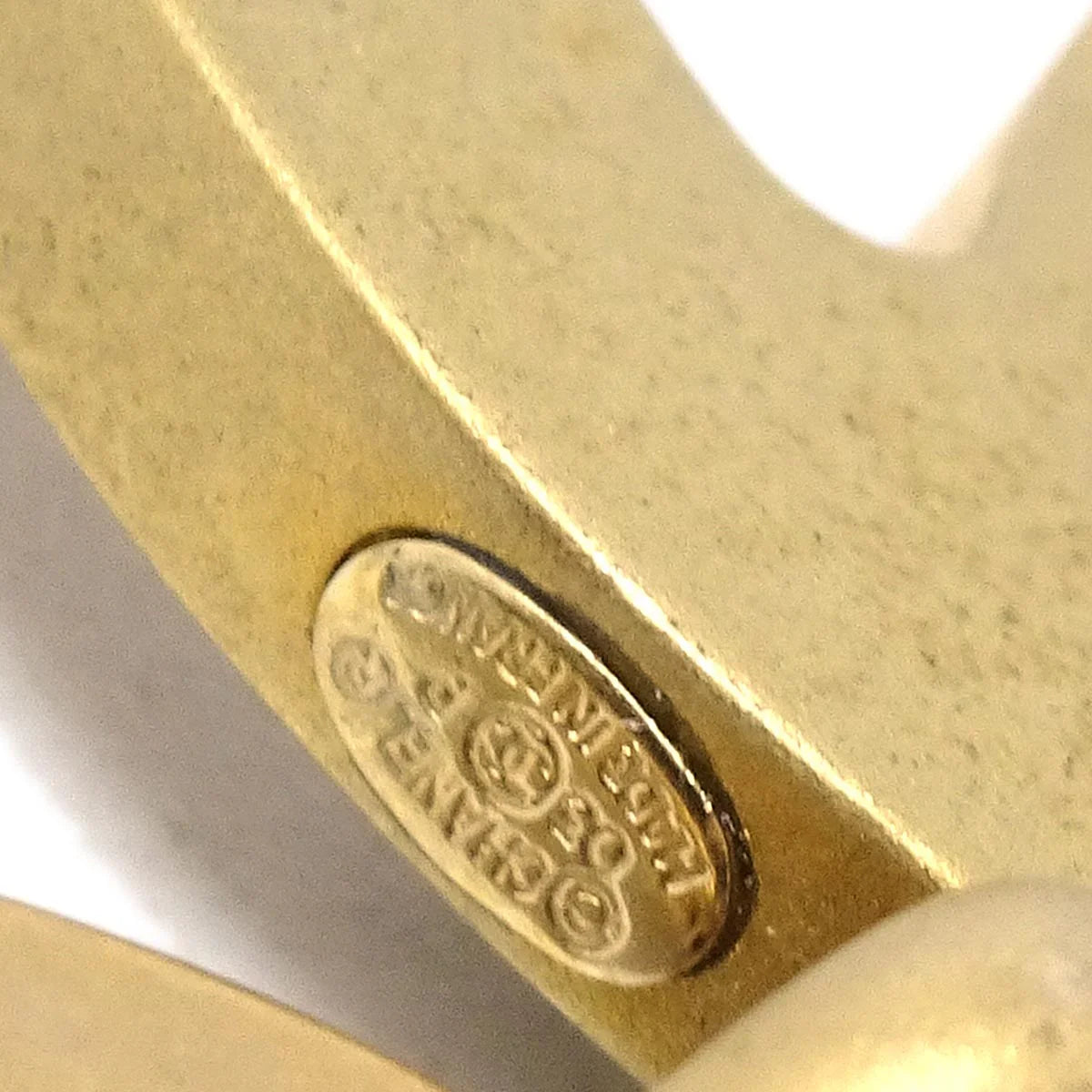 Chanel Gold Key Holder Bag Charm Small Good