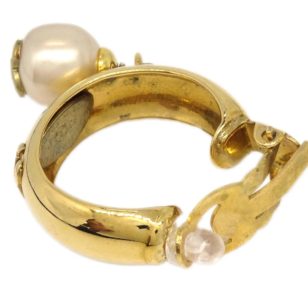 Chanel Gold Costume Pearl Dangle Earrings Clip-On 93P