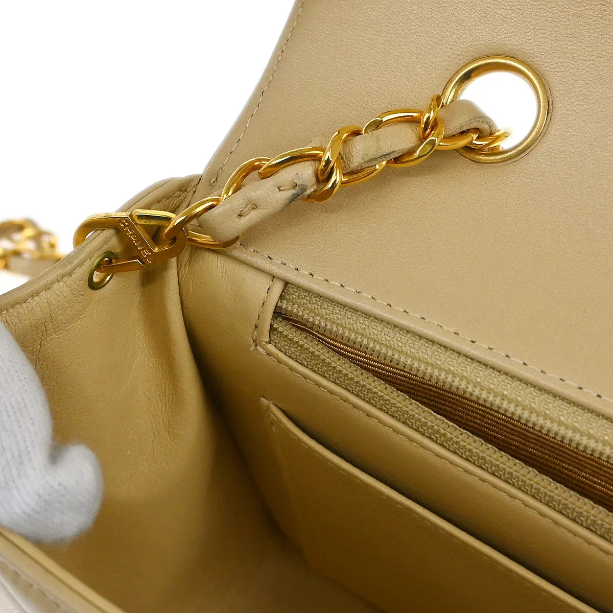 Chanel * 1994-1996 Beige Lambskin Medium Diana Shoulder Bag