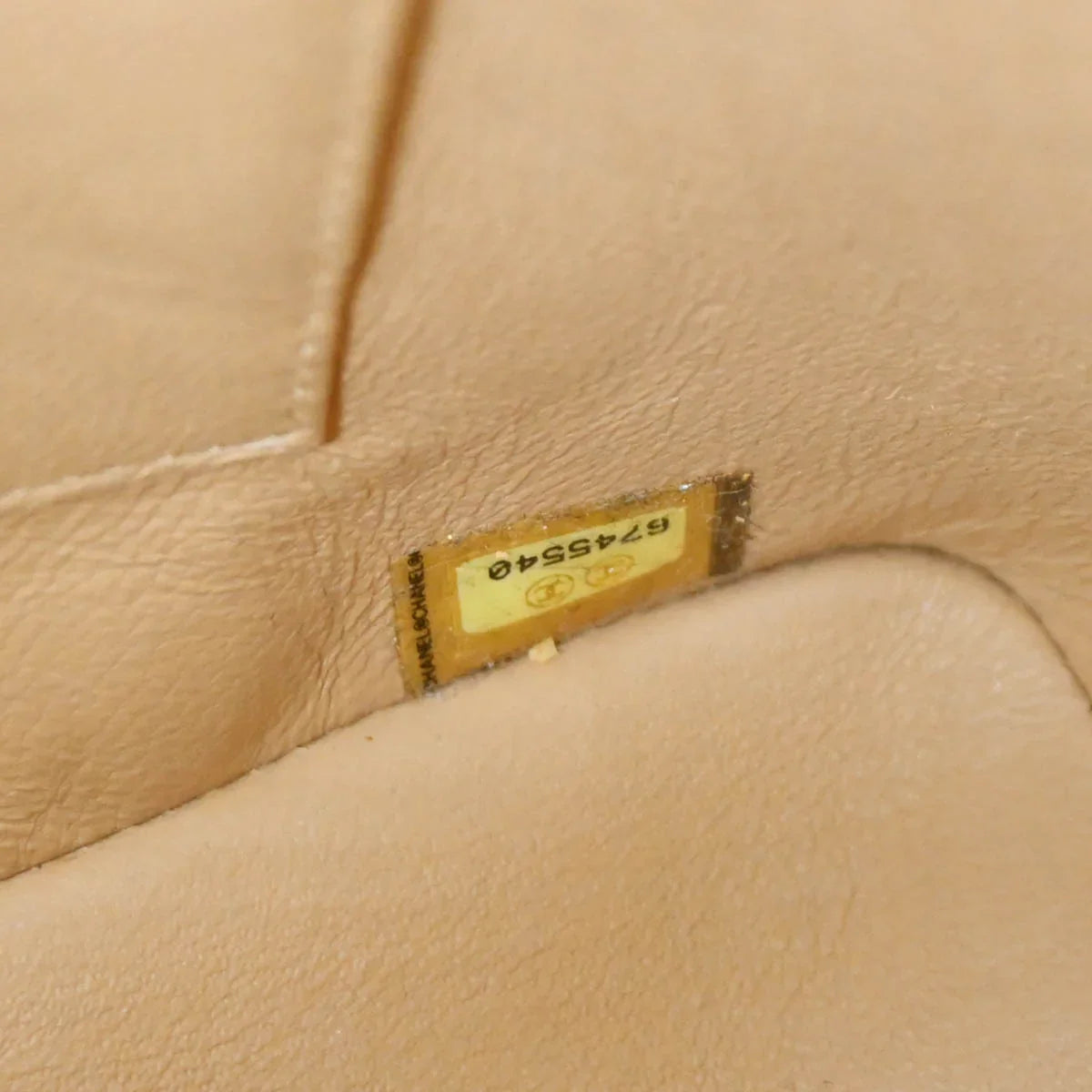 Chanel 2000-2001 Beige Caviar Medallion Tote Handbag