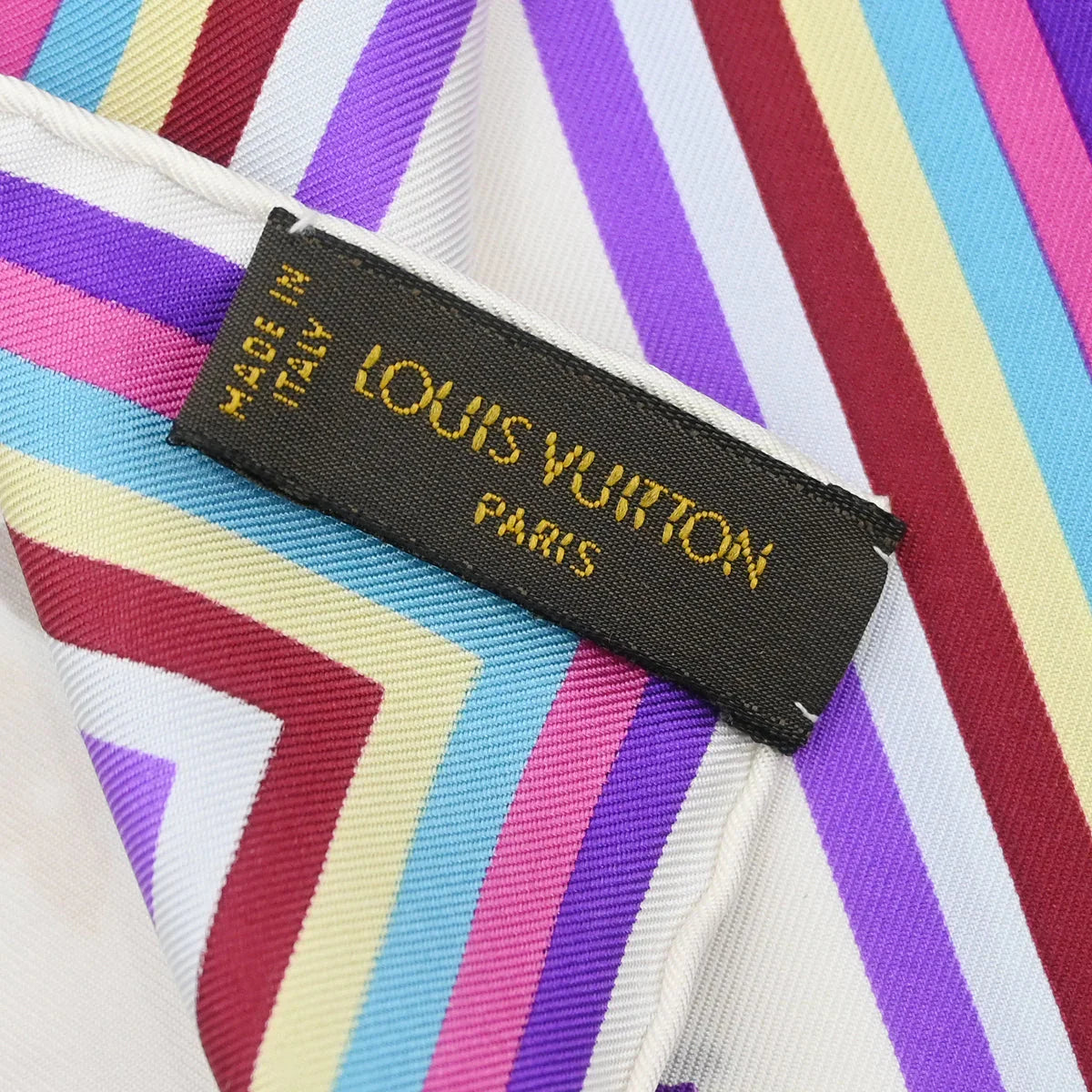 Louis Vuitton White Eye Love Monogram Scarf M71917