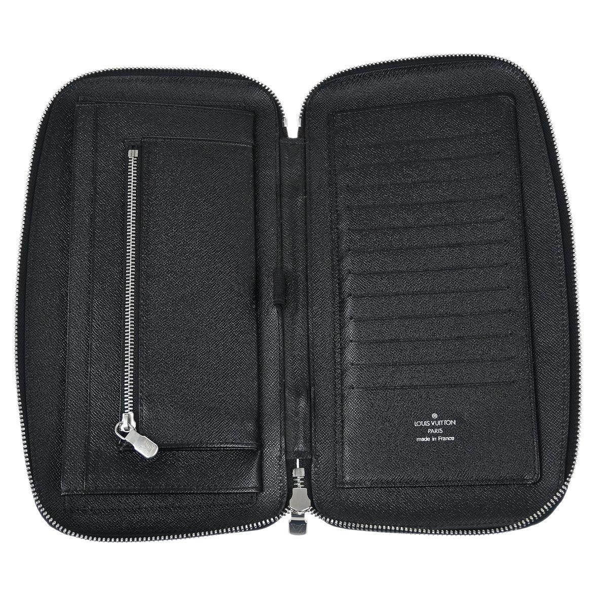 Louis Vuitton 2006 Black Taiga Organizer Atoll Travel Case M30652