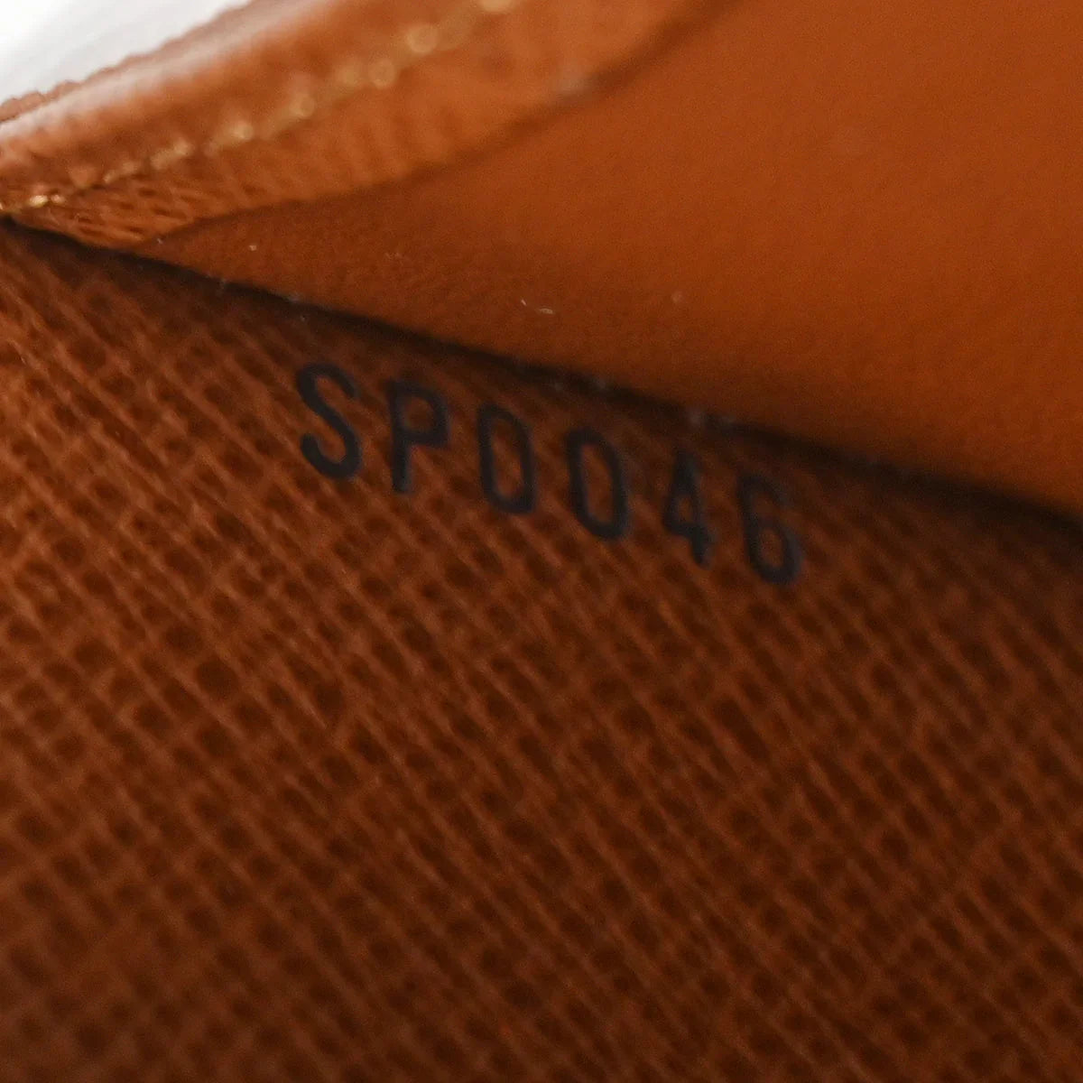 Louis Vuitton 2006 Monogram Porte Monnaie Credit Wallet M61725