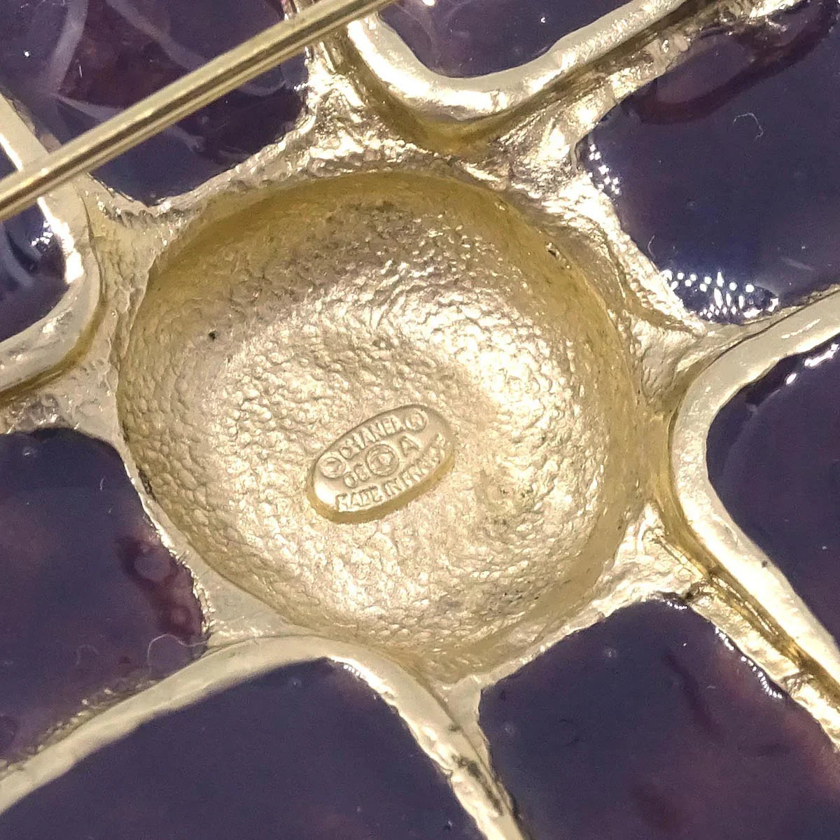 Chanel Gripoix Brooch Pin Gold Purple 08A