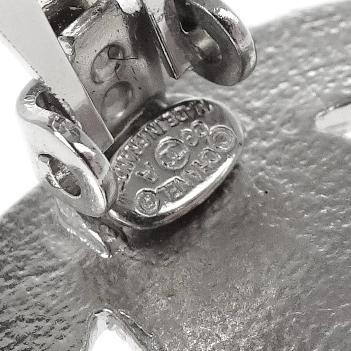 Chanel CC Earrings Clip-On Silver Rhinestone 09A