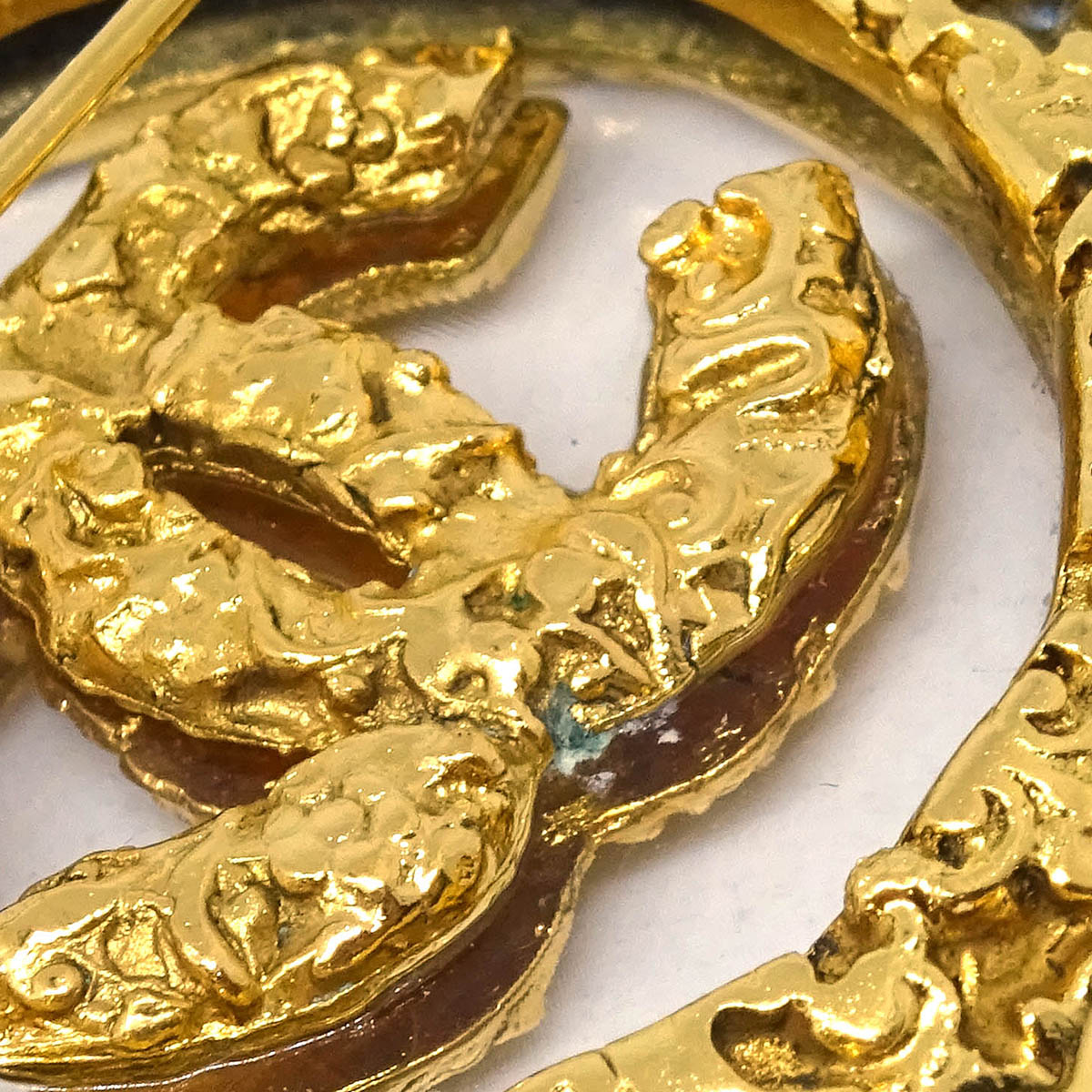 Chanel Medallion Brooch Pin Gold 95A