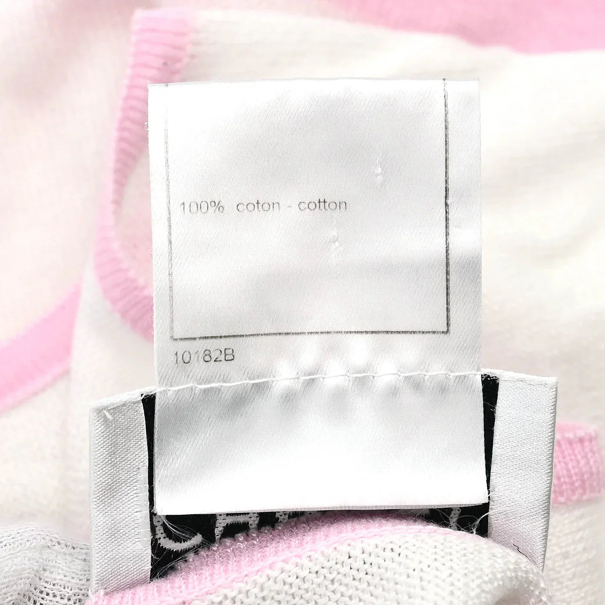Chanel 2000 Sleeveless Top White #42
