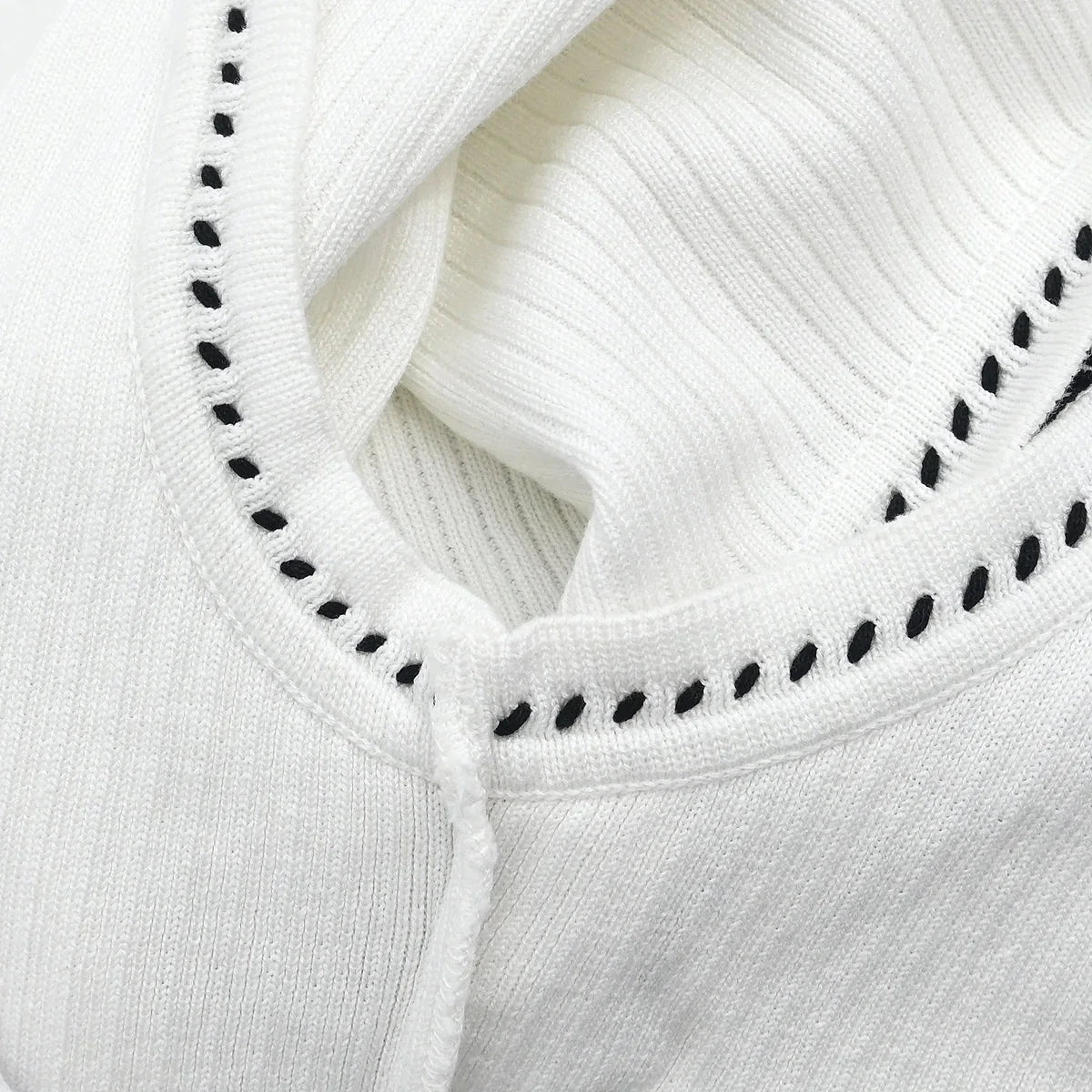 Chanel Sleeveless Top White #40
