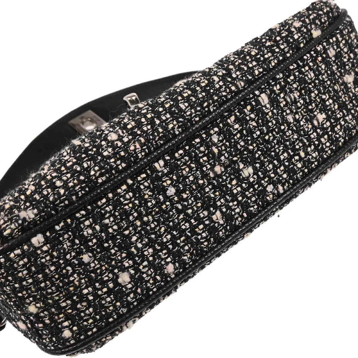 Chanel * 2005-2006 Black Tweed Lizard Handbag