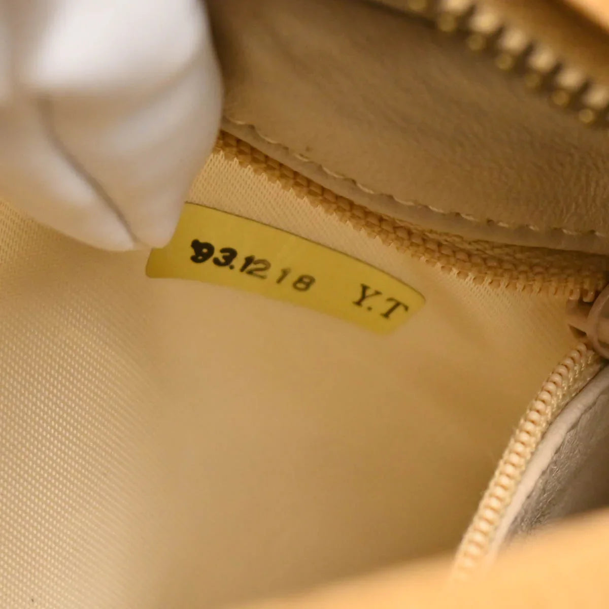 Chanel 1991-1994 Beige Caviar Chevron Camera Bag Mini