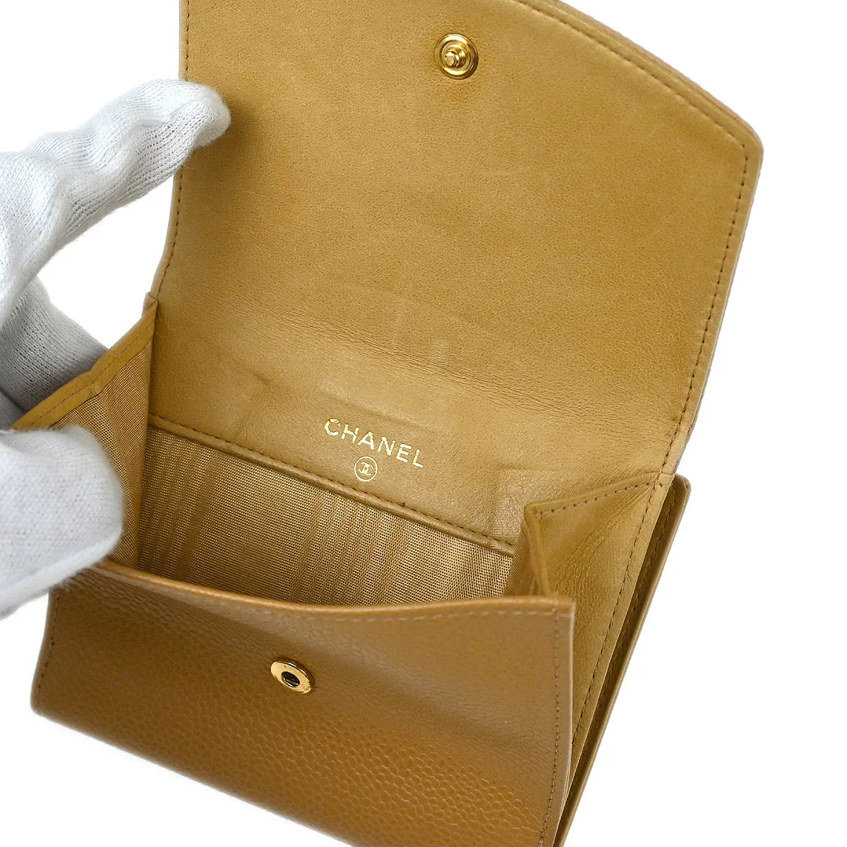 Chanel 2003-2004 Beige Caviar Bifold Wallet
