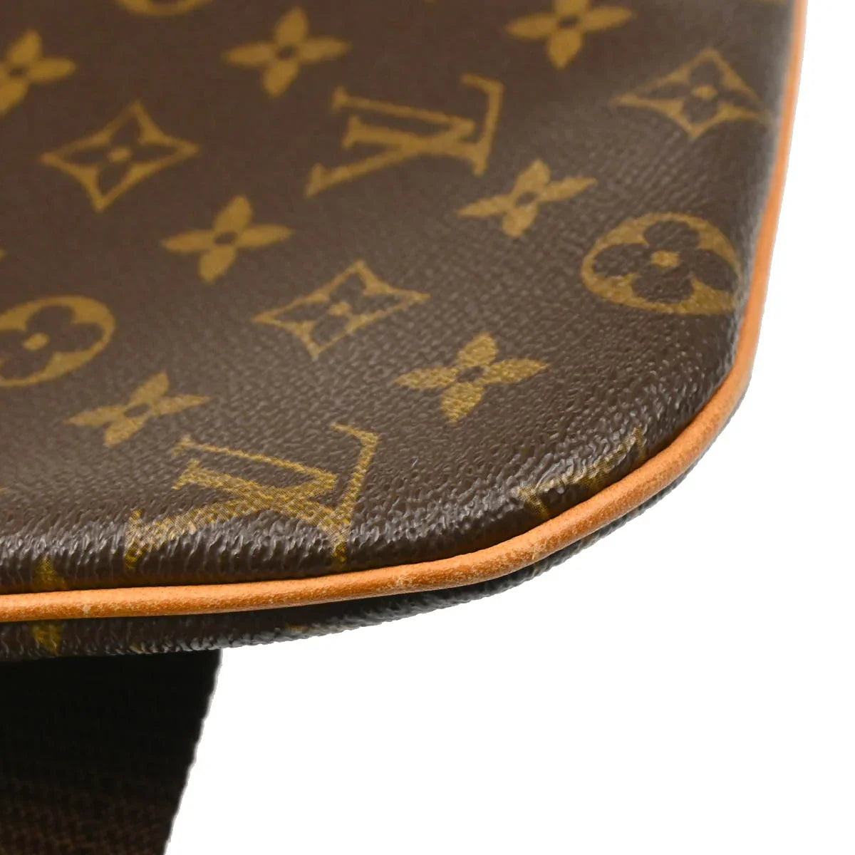Louis Vuitton 2005 Monogram Pochette Bosphore Shoulder Bag M40044
