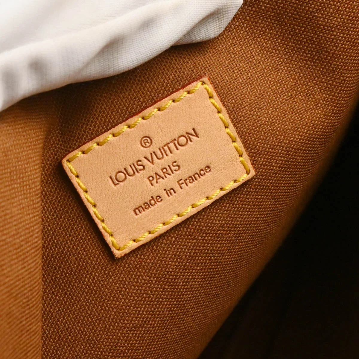 Louis Vuitton 2005 Monogram Pochette Bosphore Shoulder Bag M40044