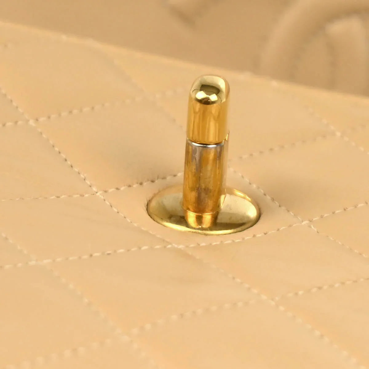 Chanel 1989-1991 Beige Brown Lambskin Shoulder Bag