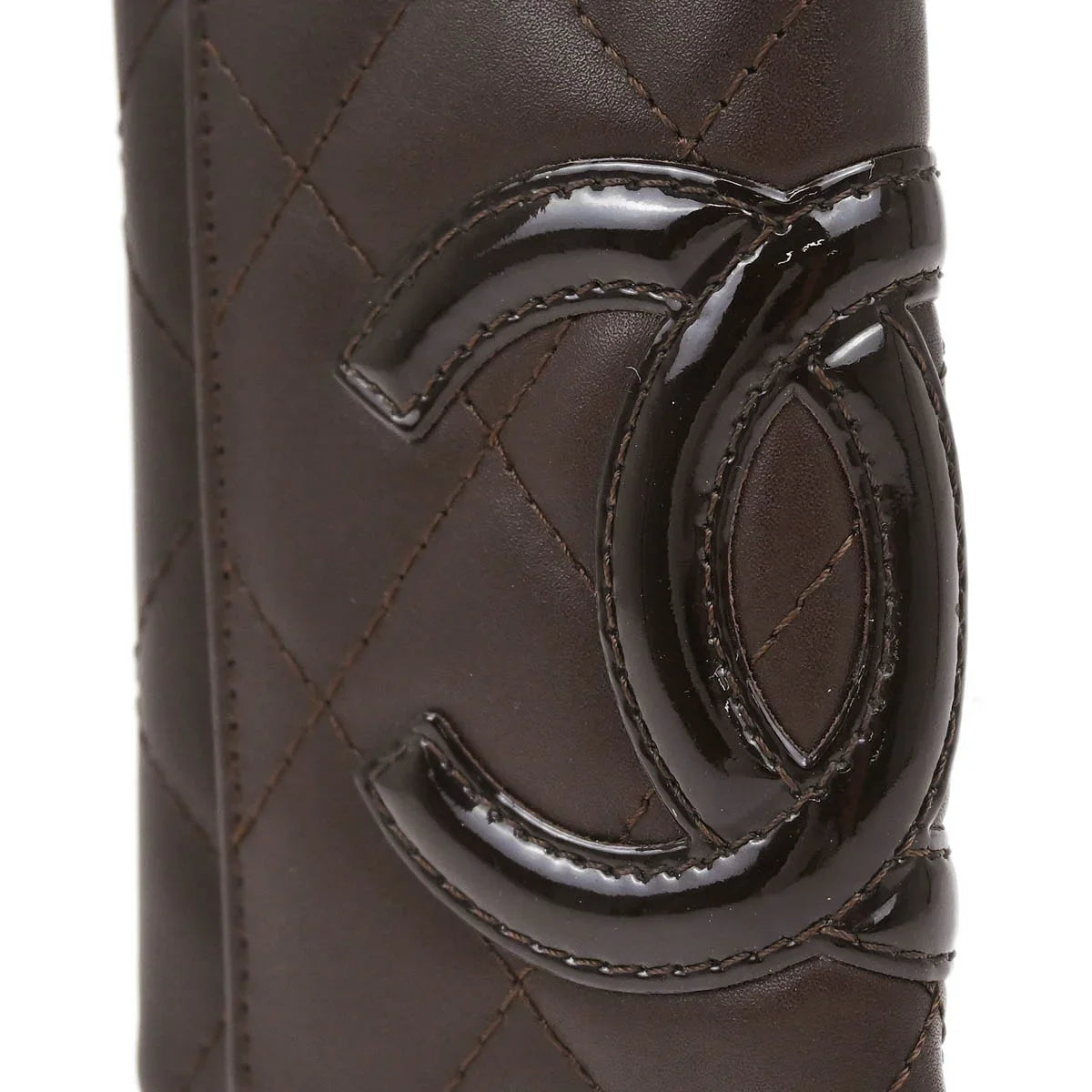 Chanel 2005-2006 Brown Calfskin Cambon Ligne Six Hook Key Case Small Good