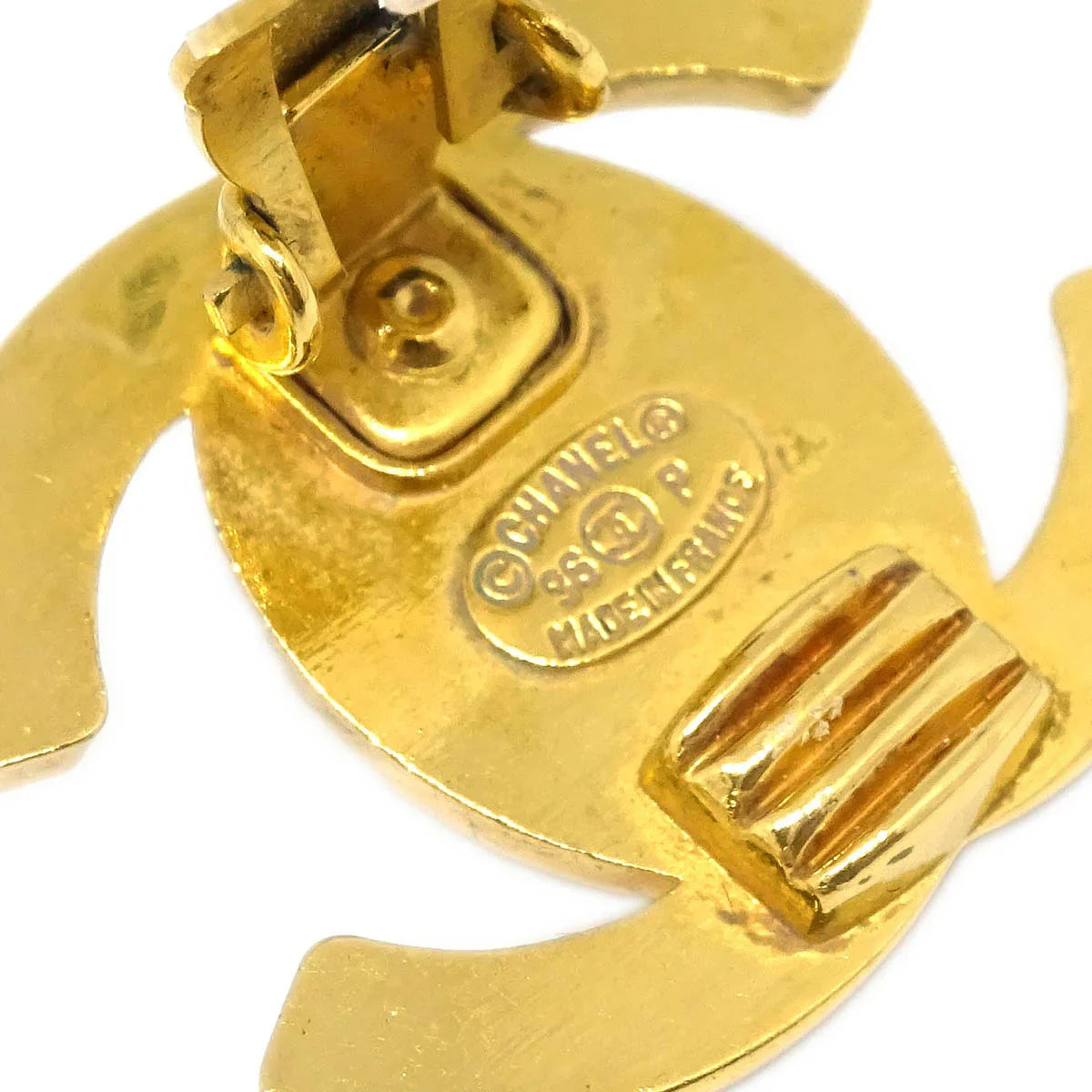 Chanel CC Turnlock Earrings Clip-On Gold Large 96P