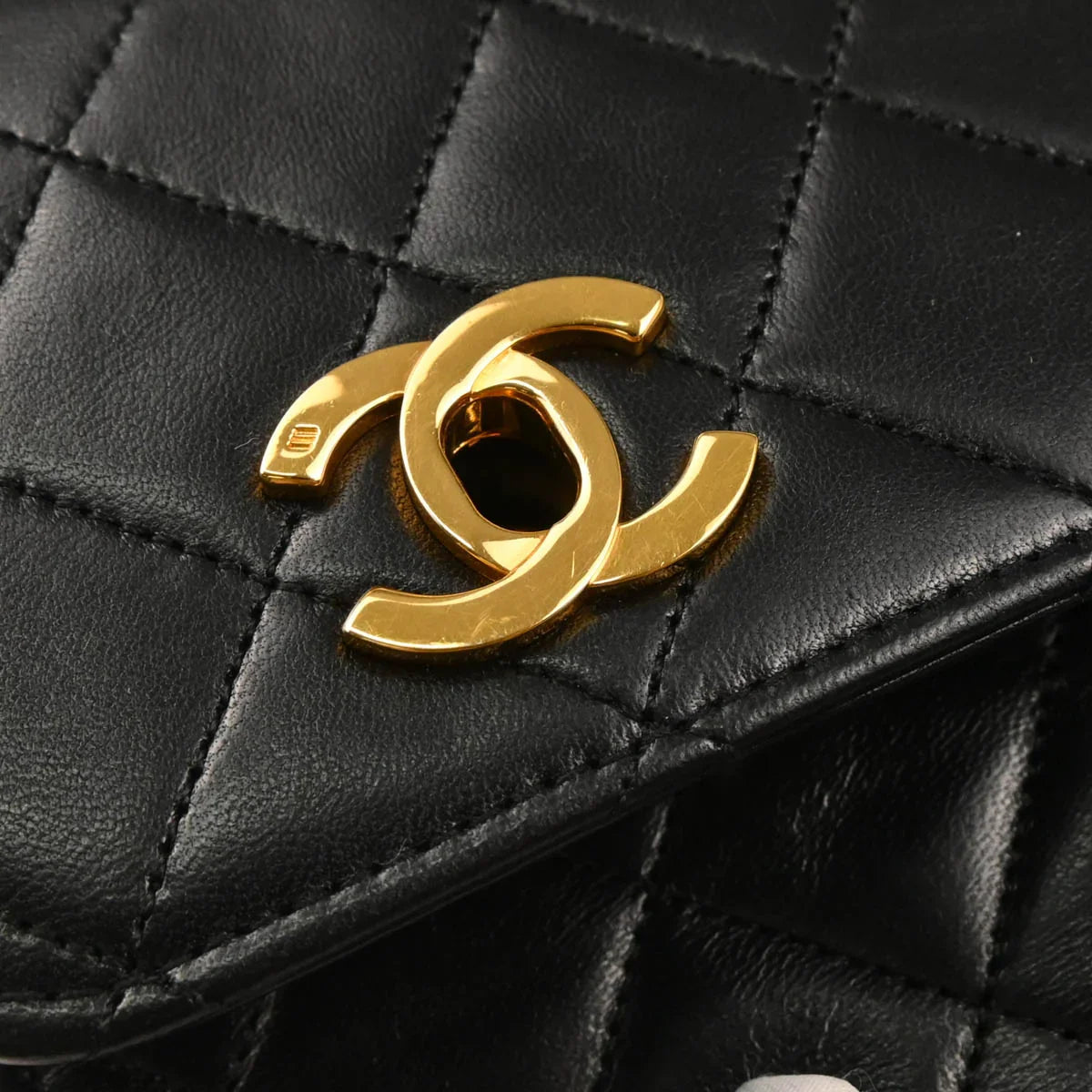 Chanel Black Lambskin 2way Shoulder Handbag