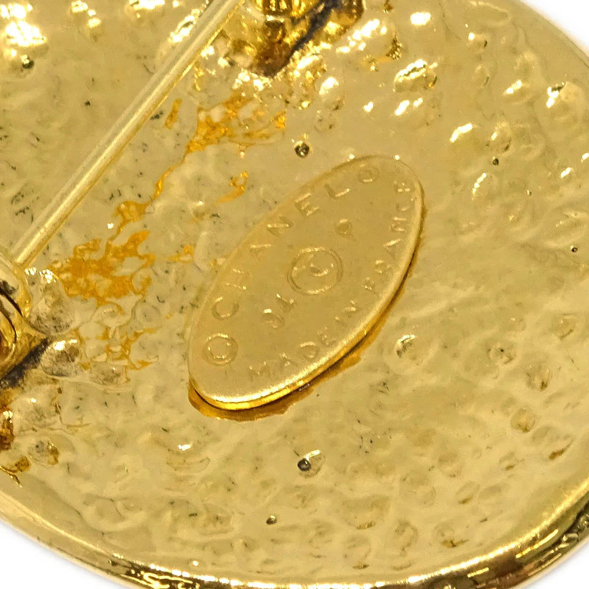 Chanel Oval Brooch Gold 94P